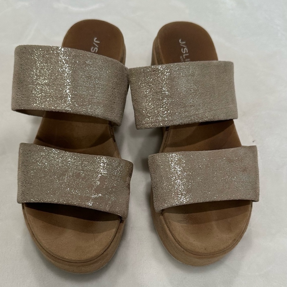 J/SLIDES Tan Mules with Elevated Textured Soles in Size 7.5 - Picture 2 of 8